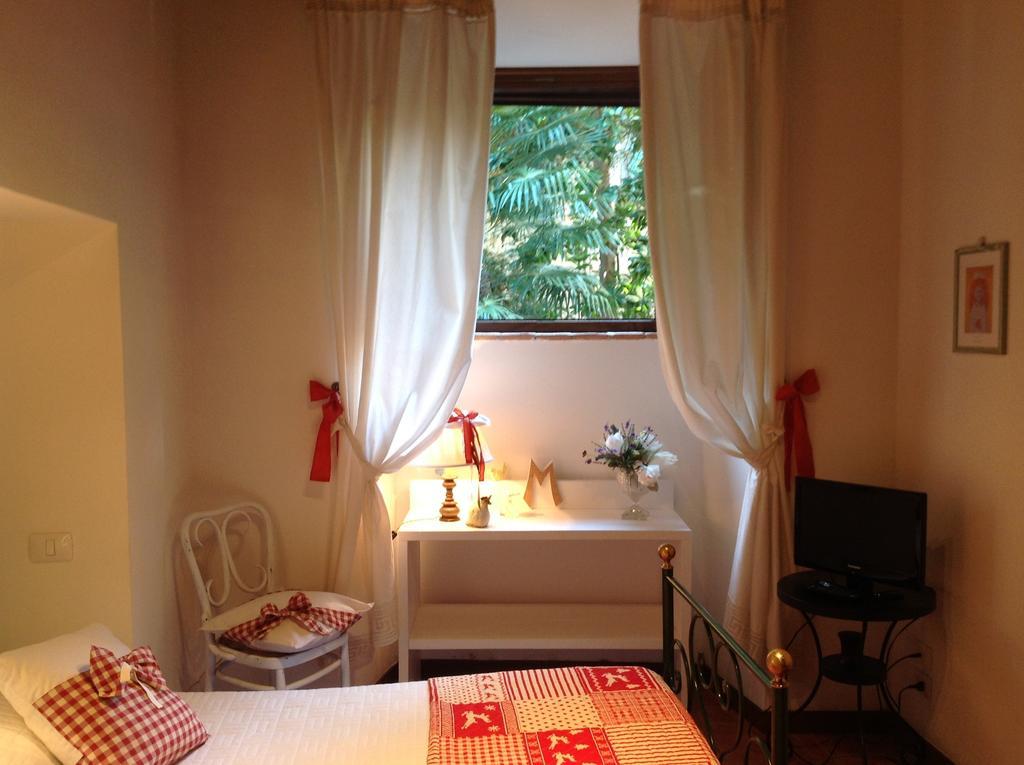 Appartamento Michelangeli-Private parking Orvieto Esterno foto